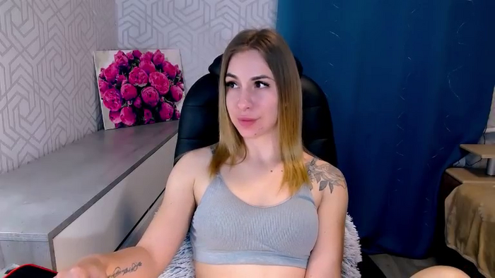 MeganNaughtyy