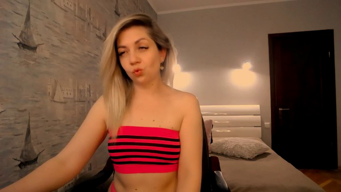 Nichole_Hill