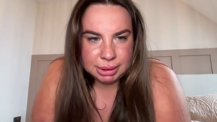 CharlieFoxxxUK