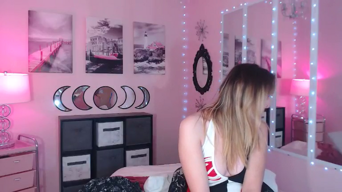 Lacey_Prescott