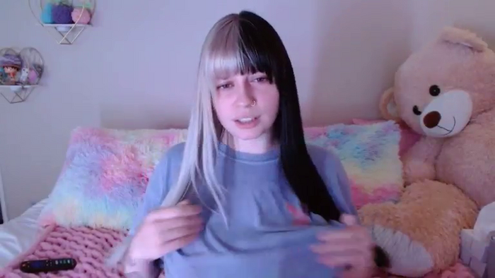 Angelina_Glass