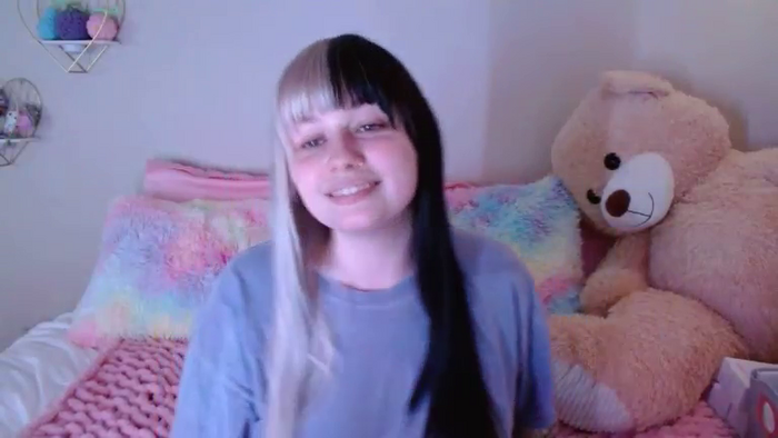 Angelina_Glass