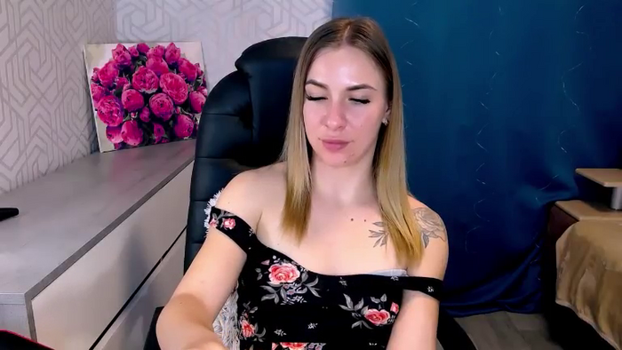 MeganNaughtyy