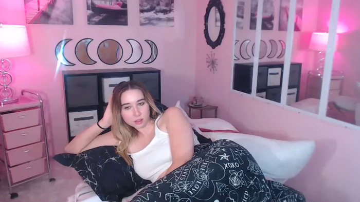 Lacey_Prescott