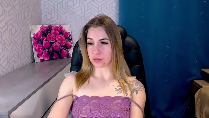 MeganNaughtyy