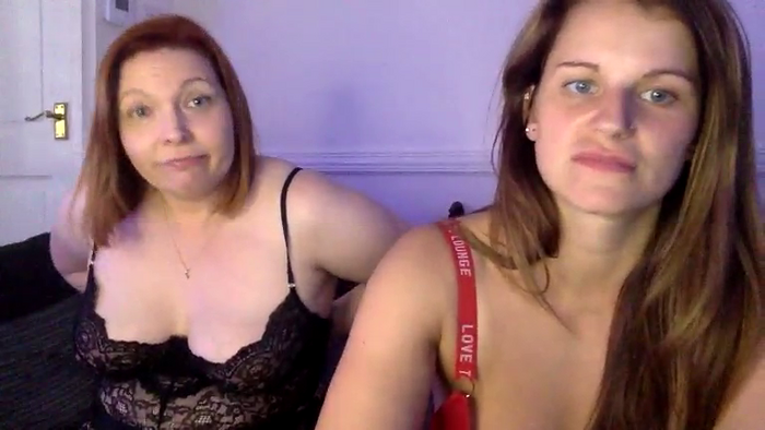 BabymommaxMilf