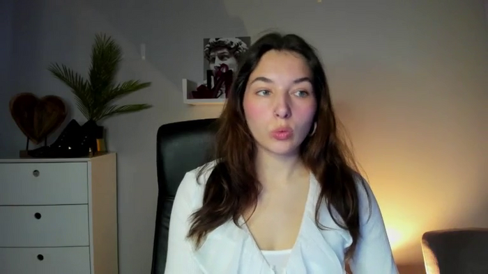MeganxKISS19