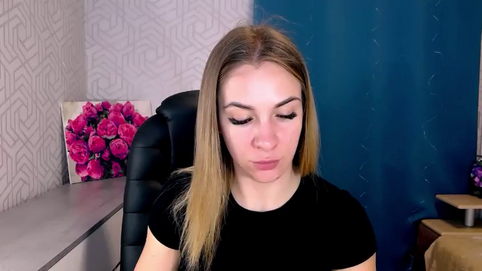MeganNaughtyy
