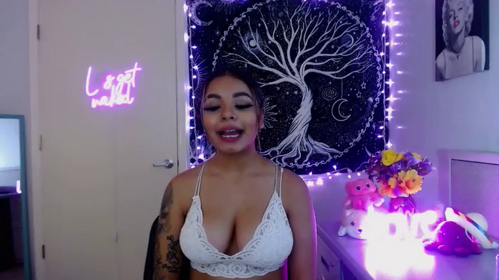 SweetSky77