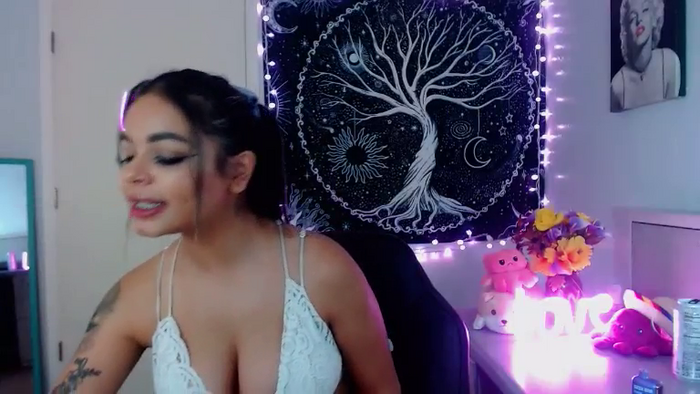 SweetSky77