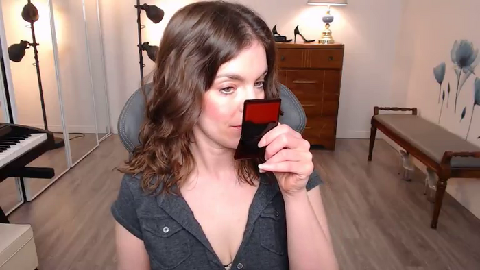 DominantDelores