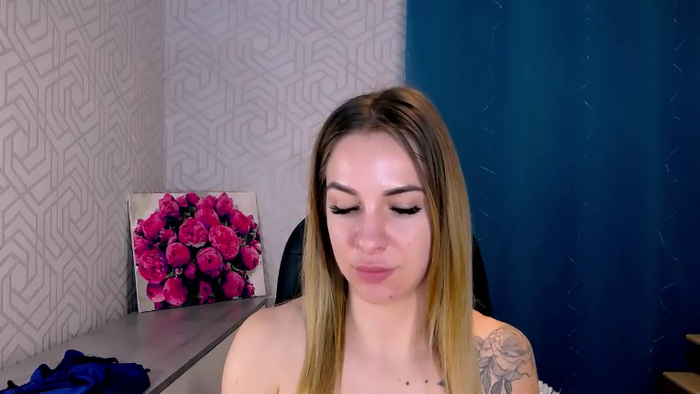 MeganNaughtyy