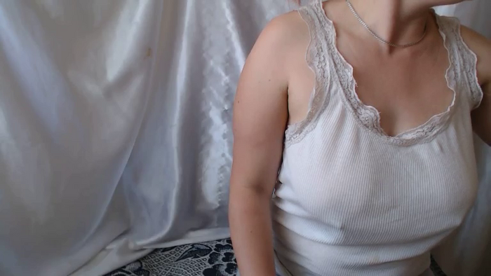 BettyGirlKiss