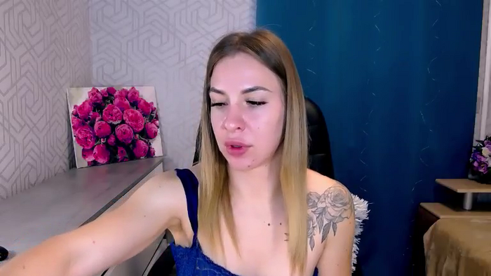 MeganNaughtyy