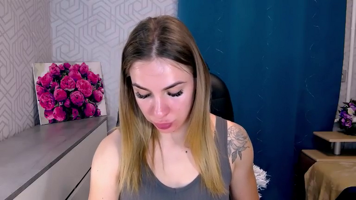 MeganNaughtyy