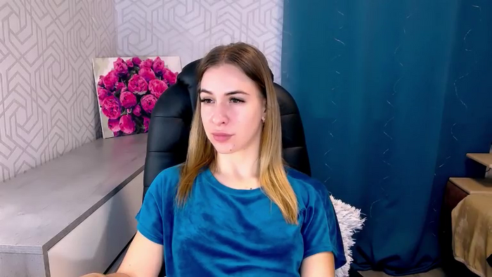 MeganNaughtyy