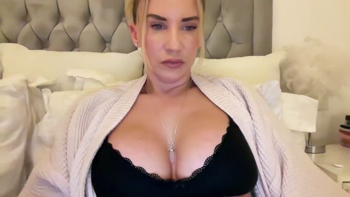 VivianUK