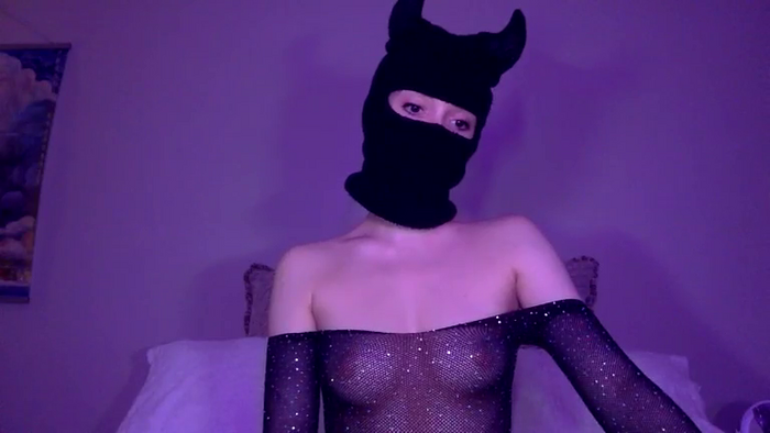 AlyzaFox