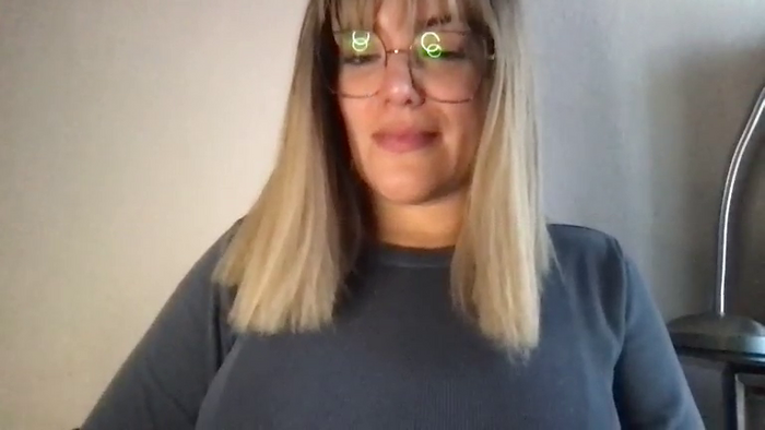 MistressLouUK