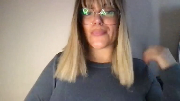 MistressLouUK