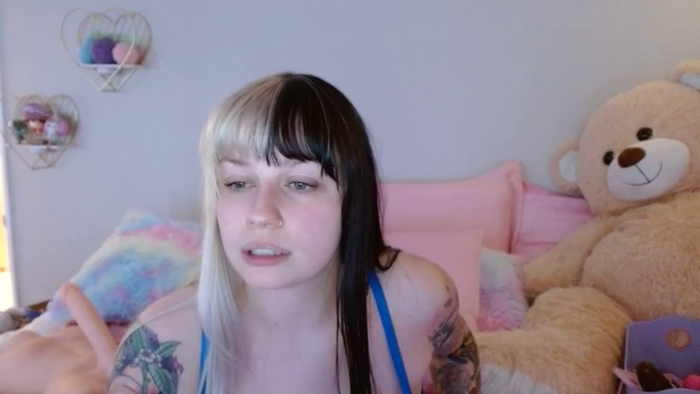 Angelina_Glass