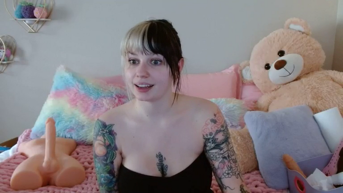 Angelina_Glass