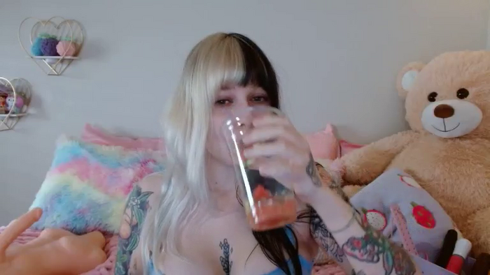 Angelina_Glass