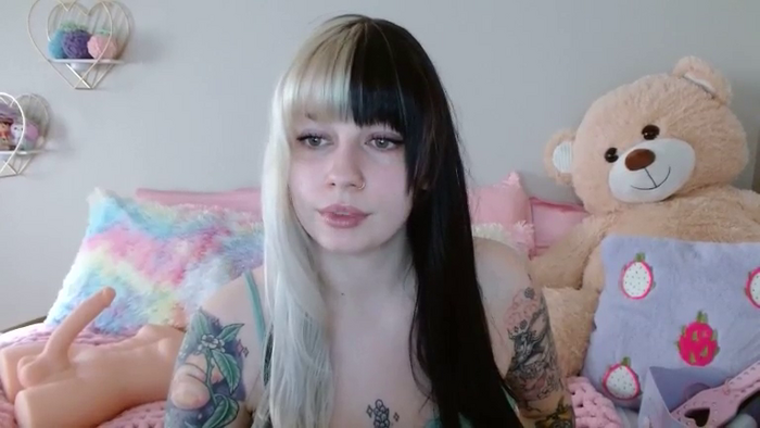 Angelina_Glass