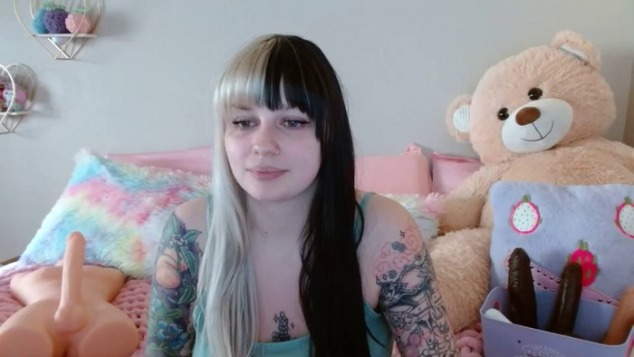 Angelina_Glass
