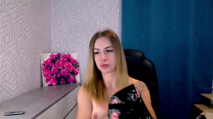 MeganNaughtyy
