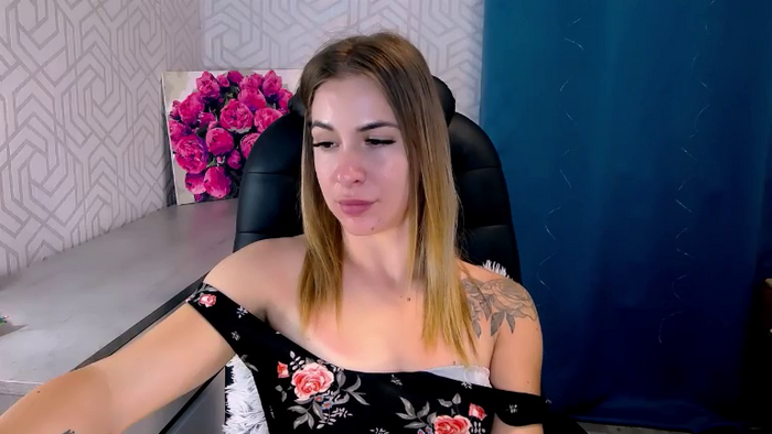 MeganNaughtyy