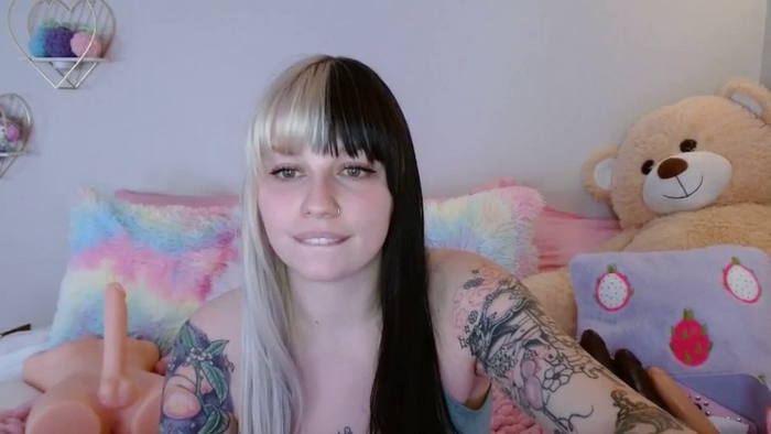 Angelina_Glass