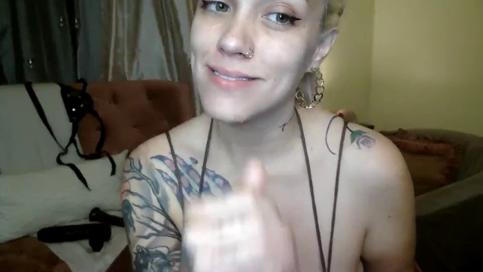 GoddessFoxxiSilk