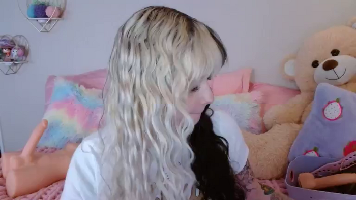 Angelina_Glass