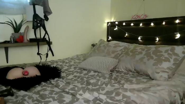 GoddessFoxxiSilk