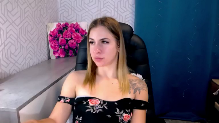MeganNaughtyy