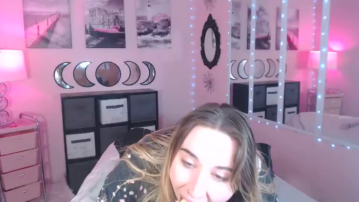 Lacey_Prescott