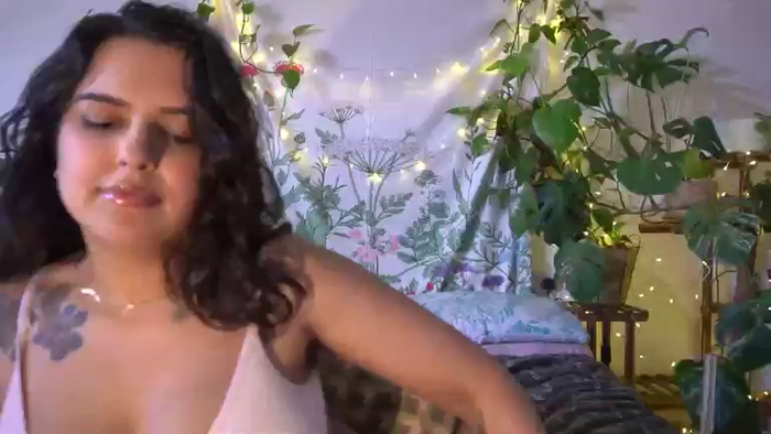 MayaPetite