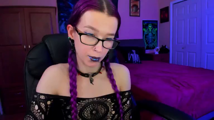 NikkiNorwalk
