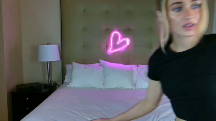 XAshtonRileyX