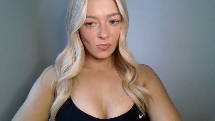 X_Zoey_UK