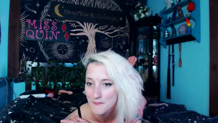 MissQuinCam