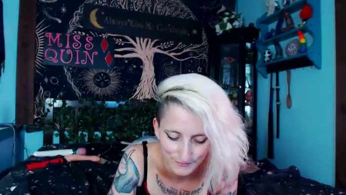 MissQuinCam