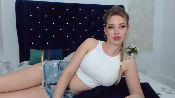 SofyaJolie