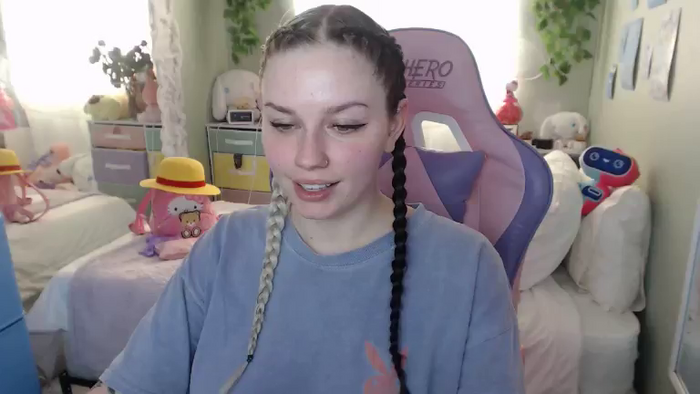Angelina_Glass