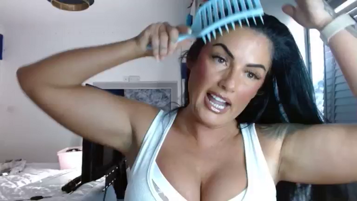 BellaVixen23