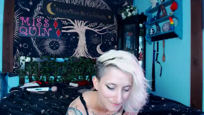 MissQuinCam