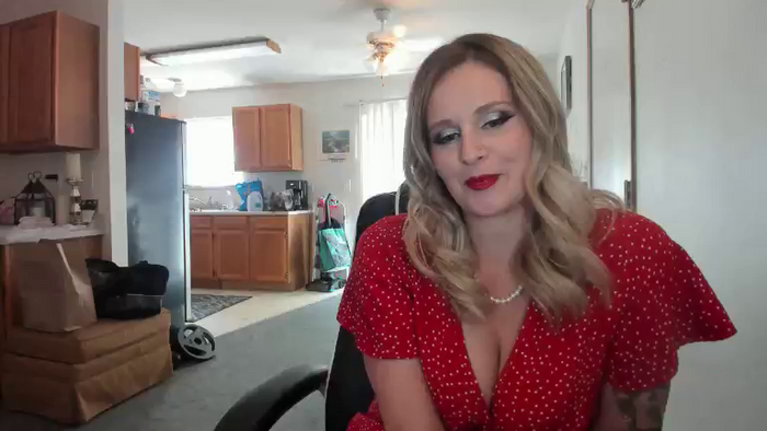 Hottyhousewife18