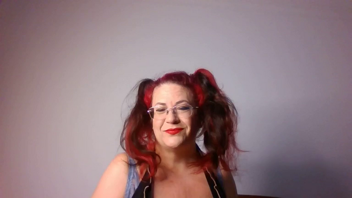KinkyCorina