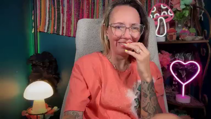 TwistedTayla